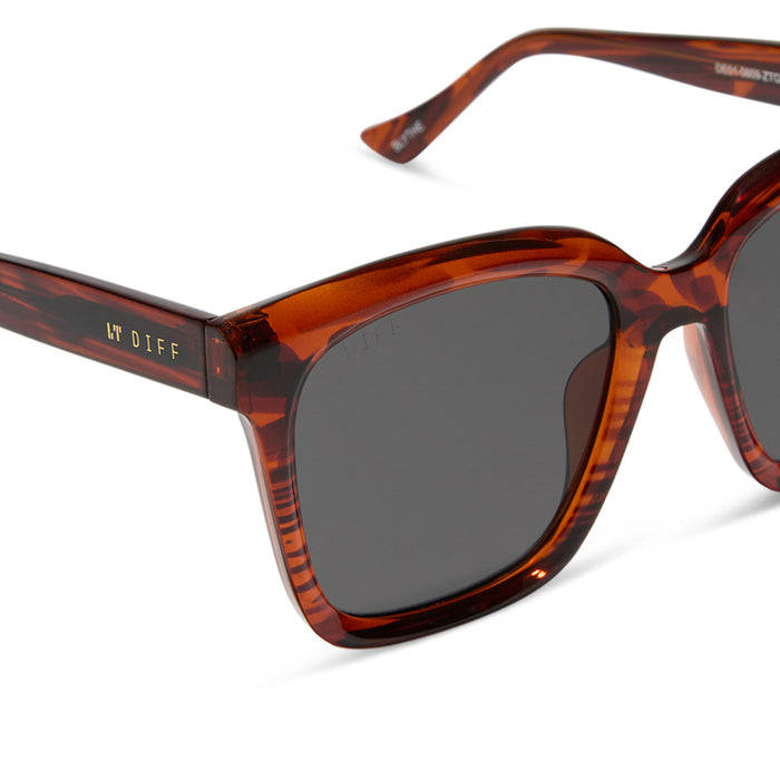diff eyewear featuring the blythe square sunglasses with a mahogany tortoise frame and grey lenses detailed view