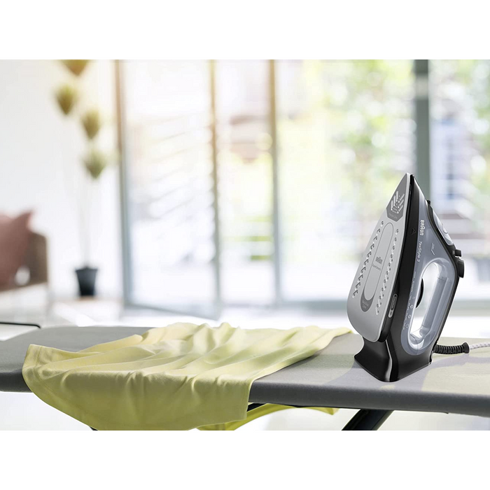 Braun TexStyle 3 Steam Iron - Black – view 4