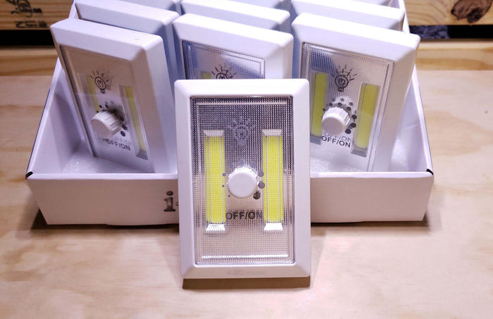 i-Zoom Dimmer Switch Night Light. A bright, long-lasting light for a variety of spaces - FL2001224DSB MEGA