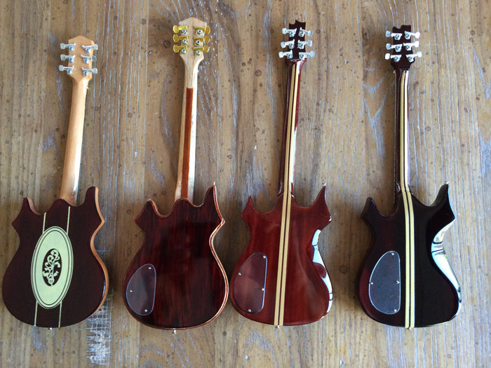 JERRY GARCIA™ - TRIBUTE SET OF 6 - MINI GUITAR