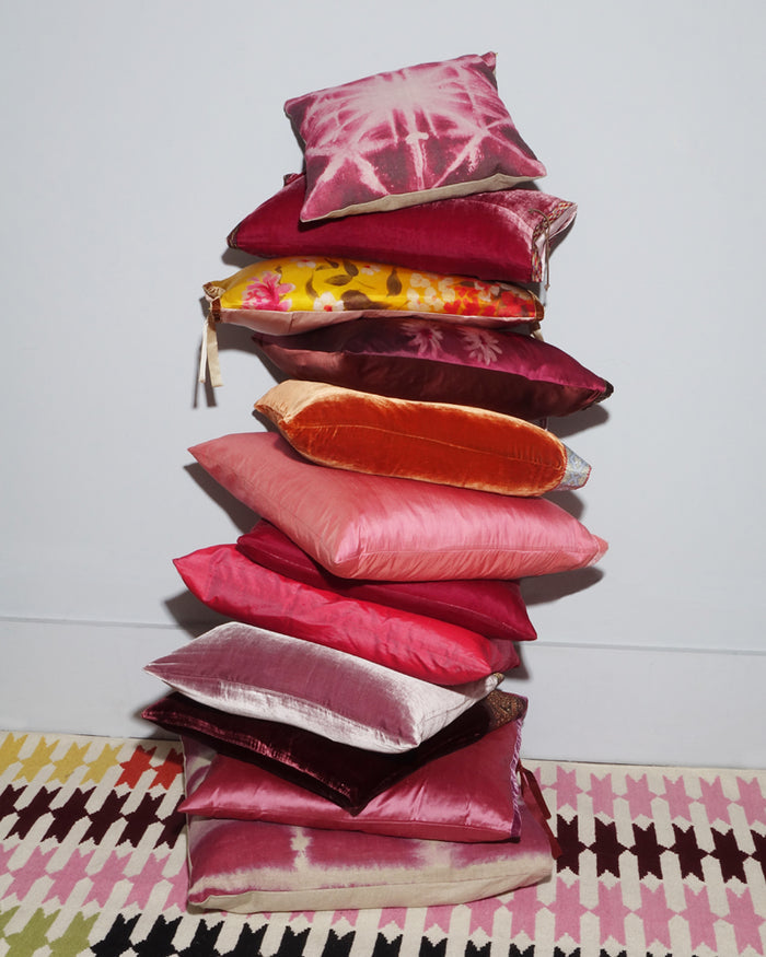 Silk Dupioni Pillow Mauve 22x22