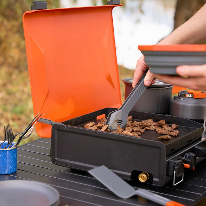 Pair the griddle with our camping toolkits (sold separately) that include non-stick compatible tools.