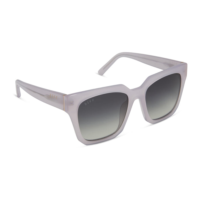 diff eyewear featuring the ariana oversized square sunglasses with a thistle frame and grey gradient lenses angled view