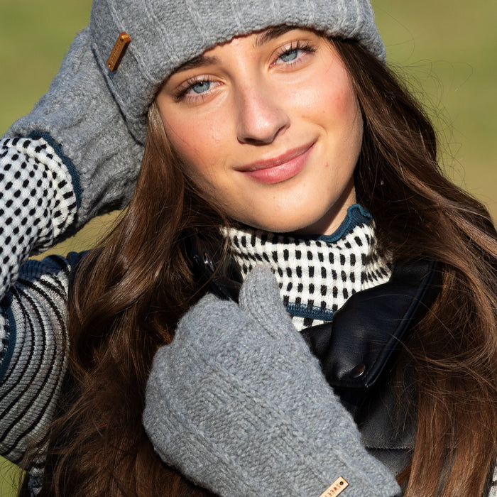 Becca Grey Mittens - Sweet Turns