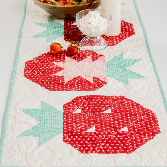Berries & Cream Table Runner Fabric Kit