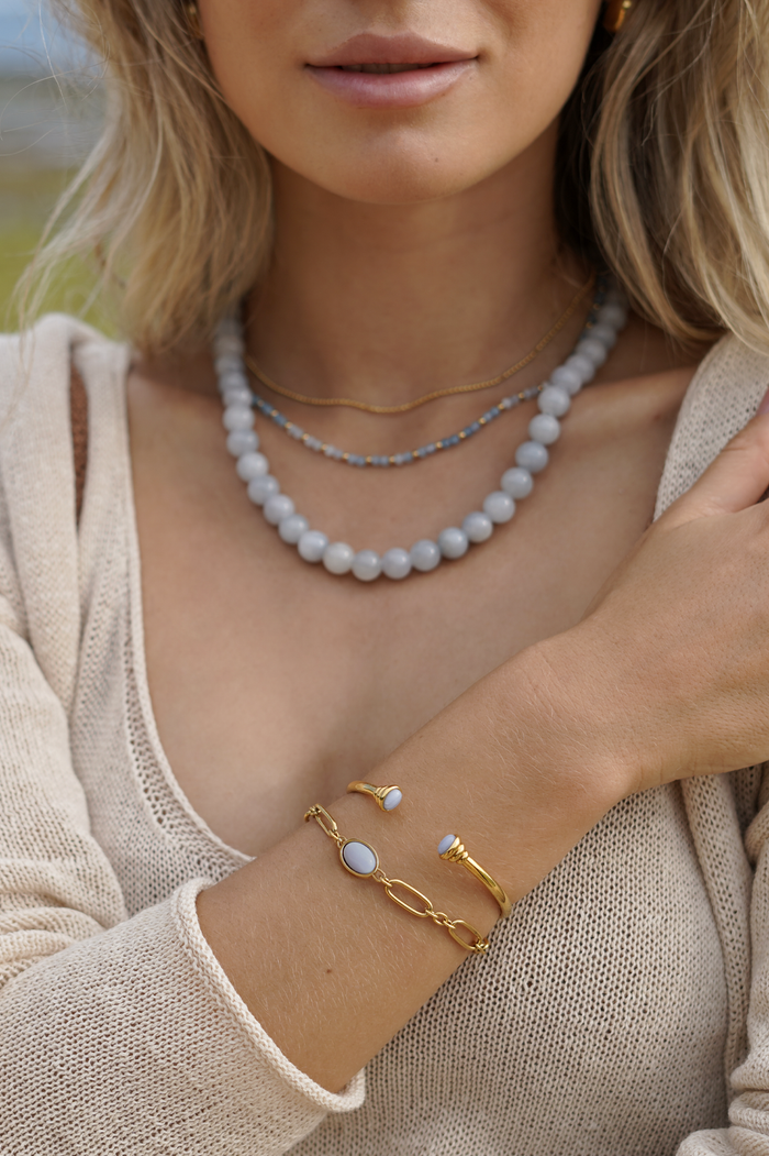Blue Quartz Cabochon Chain Bracelet