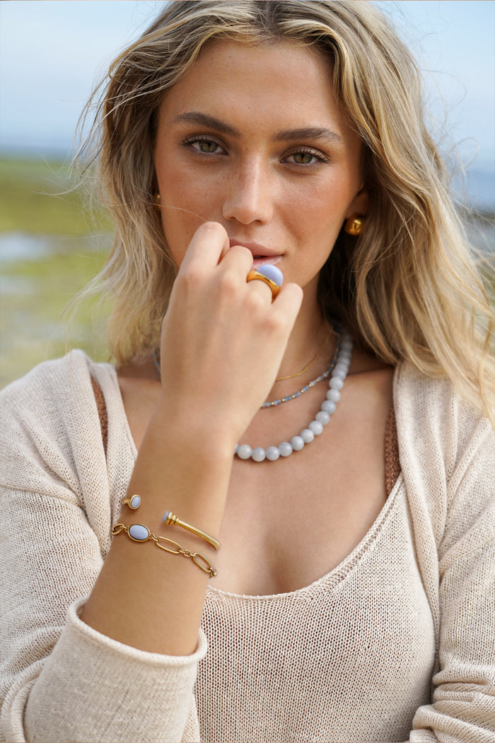Blue Quartz Cabochon Chain Bracelet