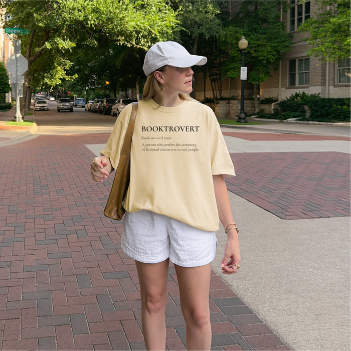 Booktrovert Tee Shirt - The Bean Workshop - bookish, booktrovert, read everyday, t-shirt, tee