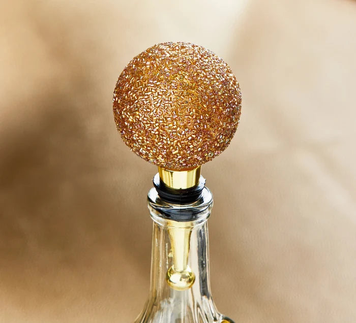 Bottle Stopper - Glitz in use