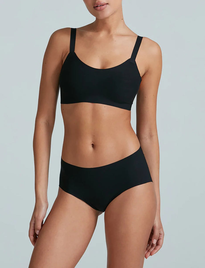Butter Soft-Support Adjustable Bralette in Black