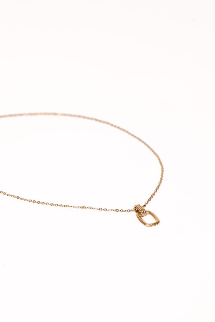 Petal and Pup USA ACCESSORIES Cagnes Necklace - Gold One Size