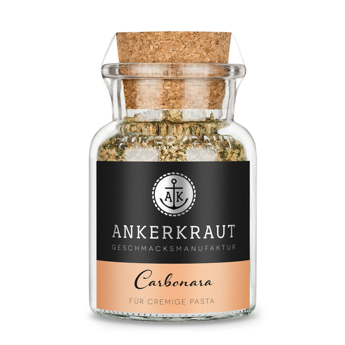 Carbonara Gewürz von Ankerkraut im Korkenglas auf weißem Hintergrund.