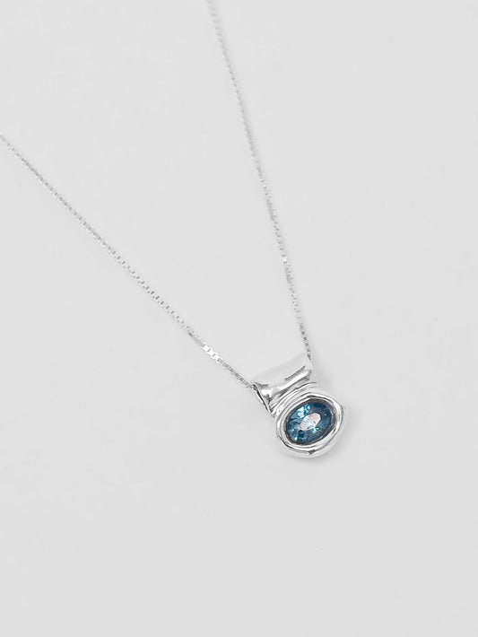 -Necklaces-wolfcircus.com