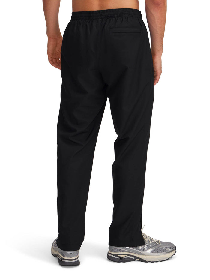 Cortaviento Lifestyle para hombre Rival Woven Negro Under Armour