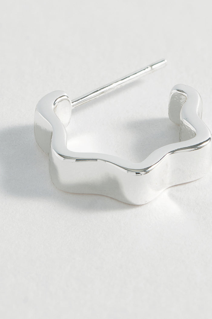 Flat Wave Hoops
