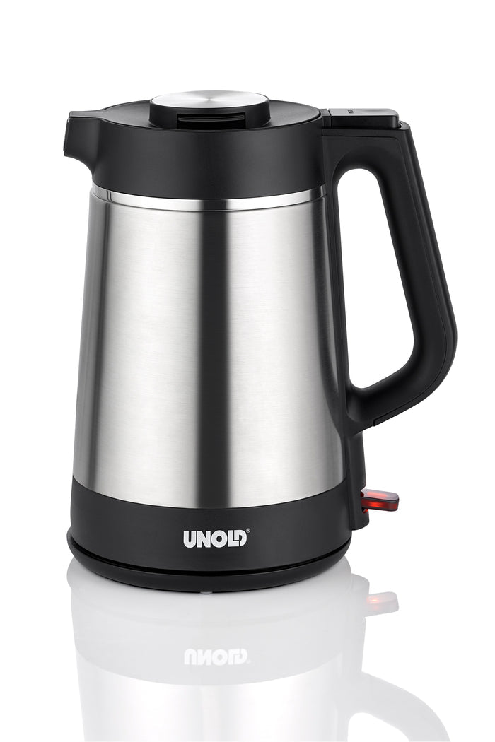 Das Unold Frühstücks-Bundle Aroma ist ein Wasserkocher aus Edelstahl mit schwarzem Griff und Deckel, passendem schwarzen Sockel und rotem Ein-/Ausschalter. Der Markenname Unold ziert die untere Front und unterstreicht das moderne Design.