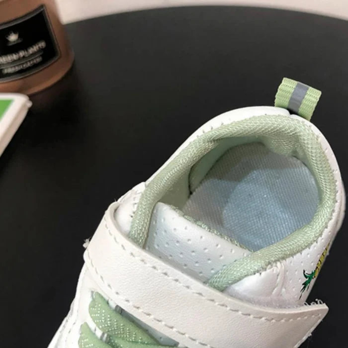 FRUIT Sneakers