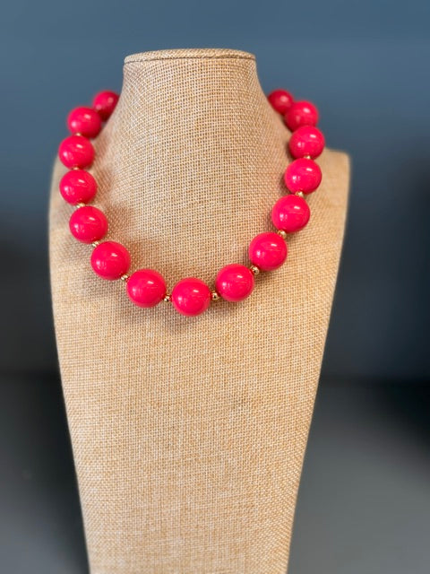 Fuchsia beaded necklace