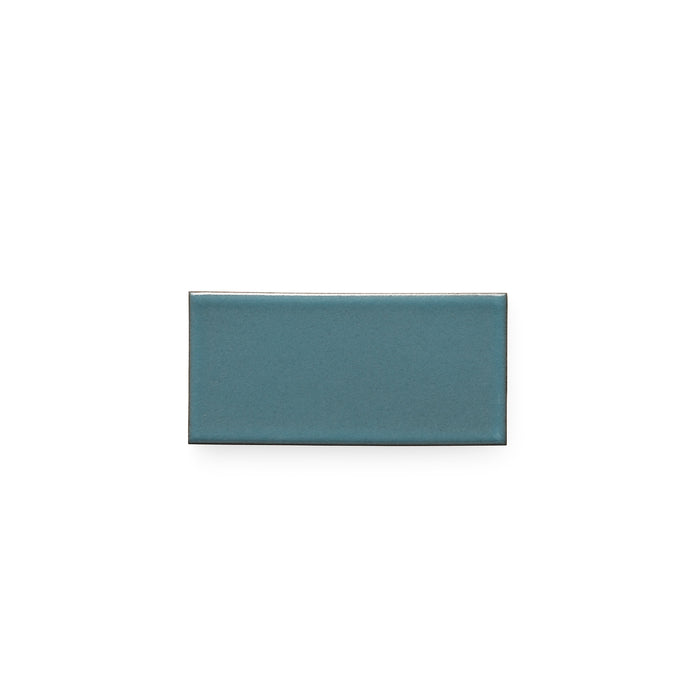 G117 Sample in Wave Gloss