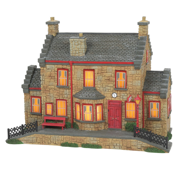 Harry Potter Village | Hogsmeade Station | Lighted Buildings