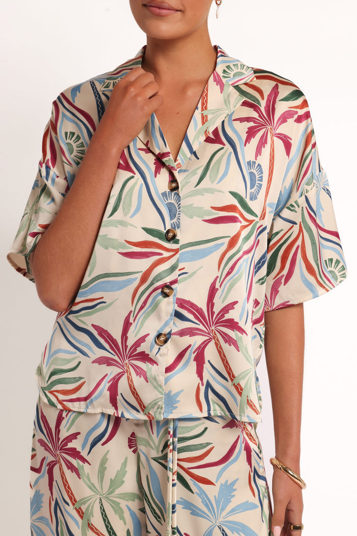 Petal and Pup USA TOPS Illoura Short Sleeve Shirt - Tahitian Tide
