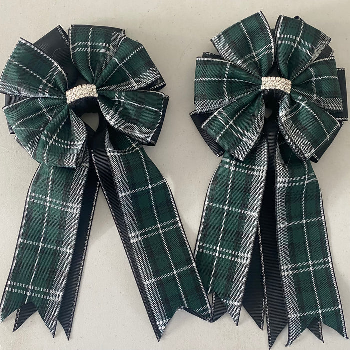🤩 Show Bows: Hunter Plaid on Black