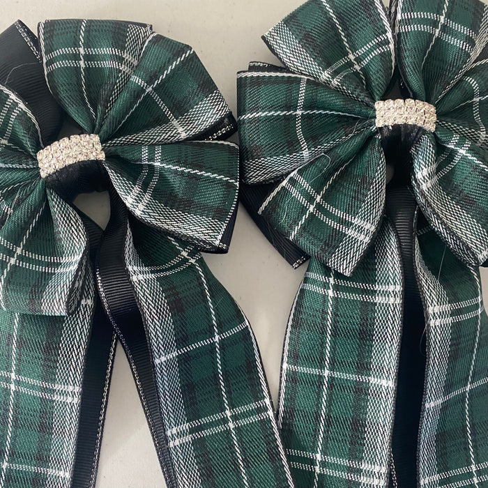 🤩 Show Bows: Hunter Plaid on Black