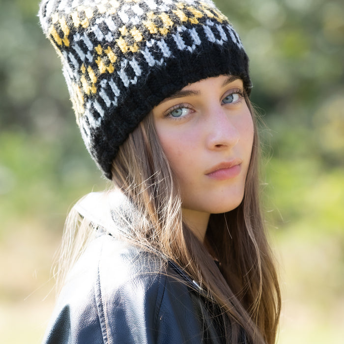 Jasper Black Beanie - Sweet Turns