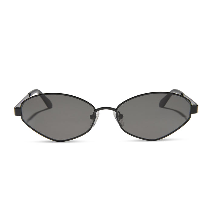 jojo fletcher x diff eyewear jordy cat eye sunglasses with a black metal frame and grey polarized lenses front view