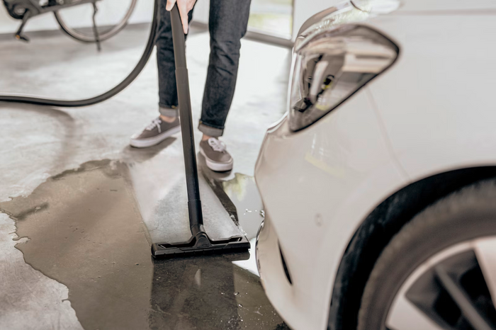 Kärcher WD 4 Wet & Dry Vacuum Cleaner | 1.628-211.0
