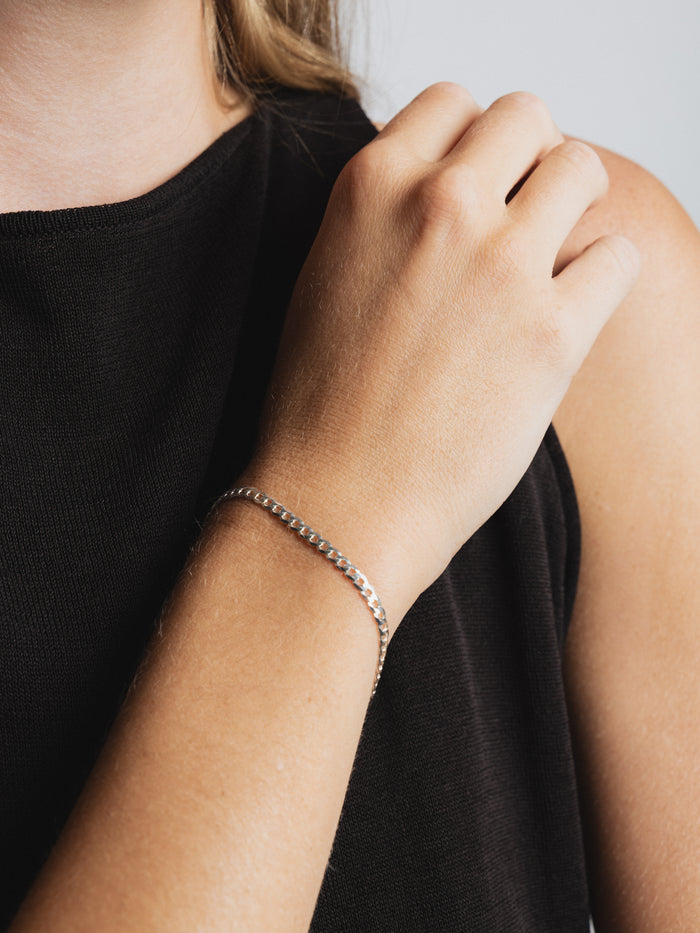 -Bracelets-wolfcircus.com