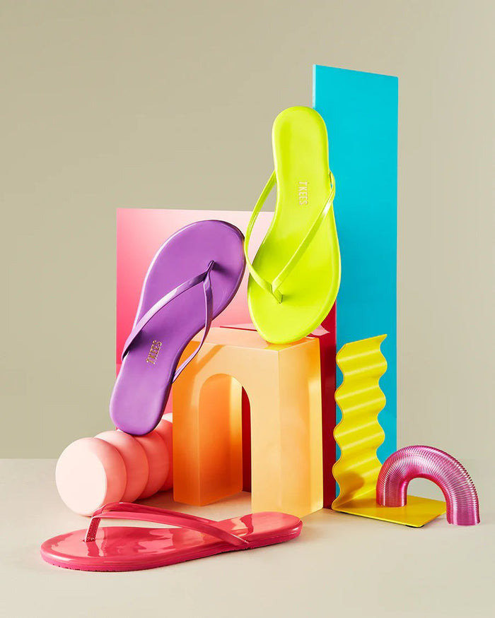 Lily Patent Solids in Hot Pink