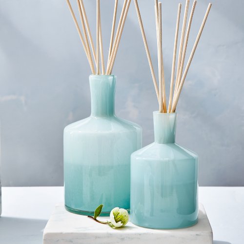 Marine Classic Reed Diffuser in 6.oz Bathroom