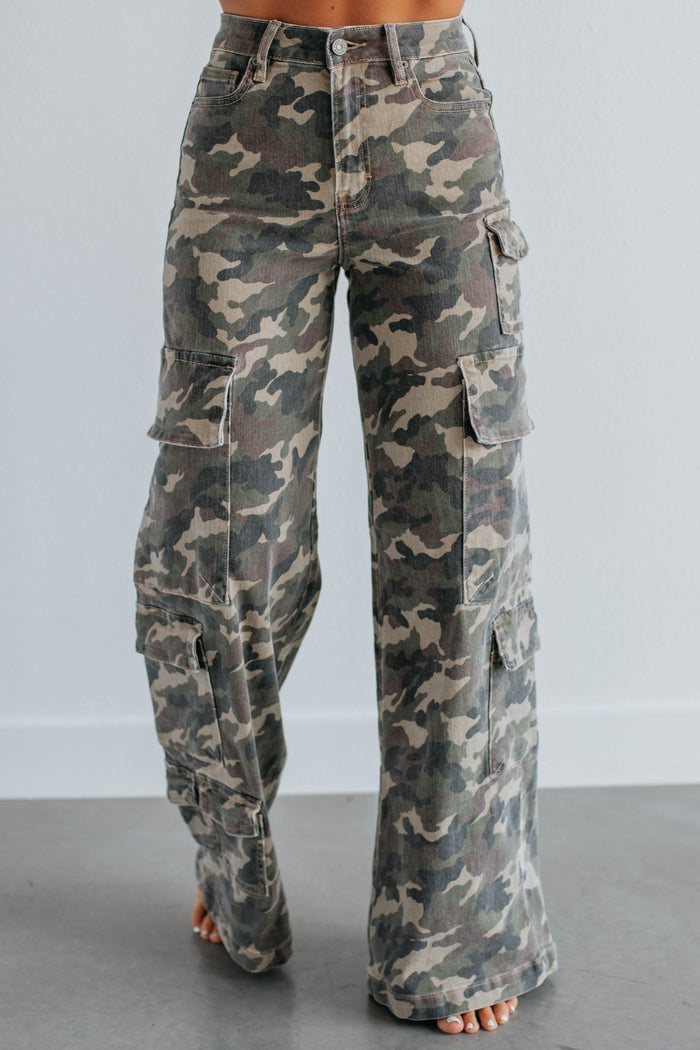 Nori Hidden Cargo Jeans