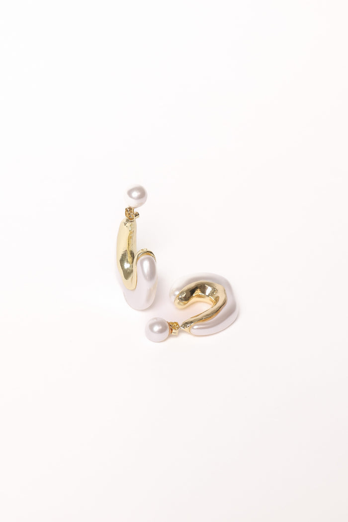 Petal and Pup USA ACCESSORIES Paola Earrings - Gold/Pearl One Size