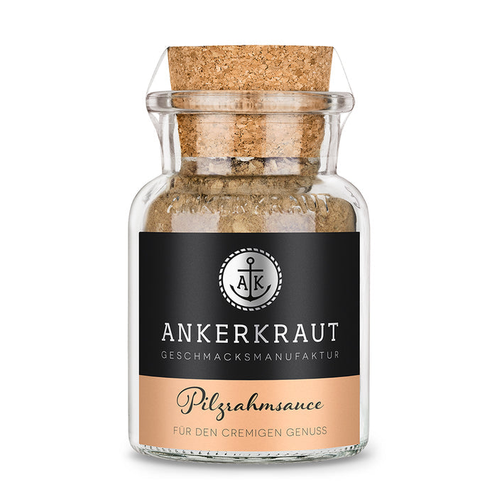 Pilzrahmsoße von Ankerkraut im Korkenglas auf weißem Hintergrund.