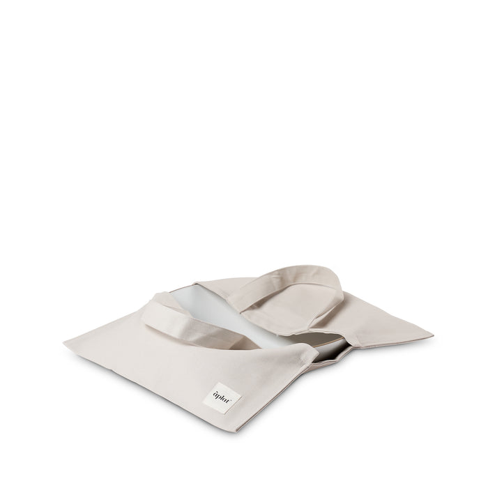 Aplat Plat Wide Dish Tote in Stone Grey with Shallow Salad Bowl inside