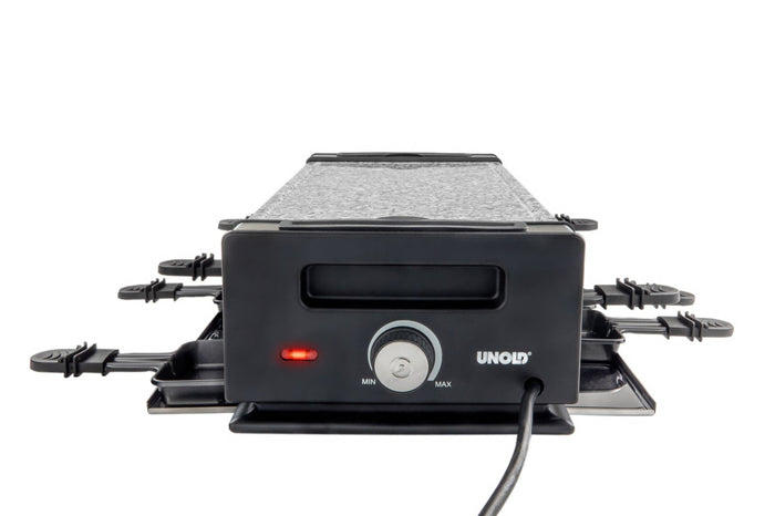 Der Unold Raclette Finesse Basic inklusive Raclette Buch ist ein schwarzer Elektrogrill mit Steingrillfläche, Temperaturregler, Kontrollleuchte und Seitenablagen, abgebildet auf weißem Hintergrund.