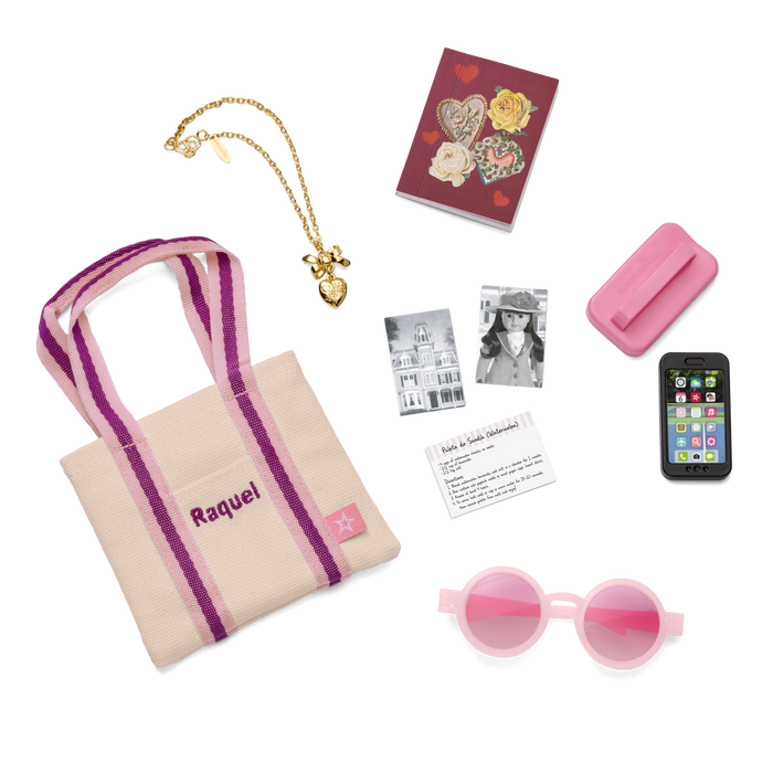 Raquel Reyes™ Gift Set (Girl of the Year™ 2026)