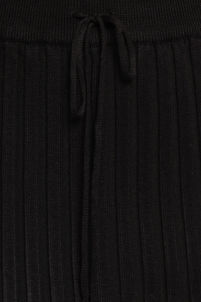 Petal and Pup USA SETS Richelle Ribbed Knit Skirt Set - Black