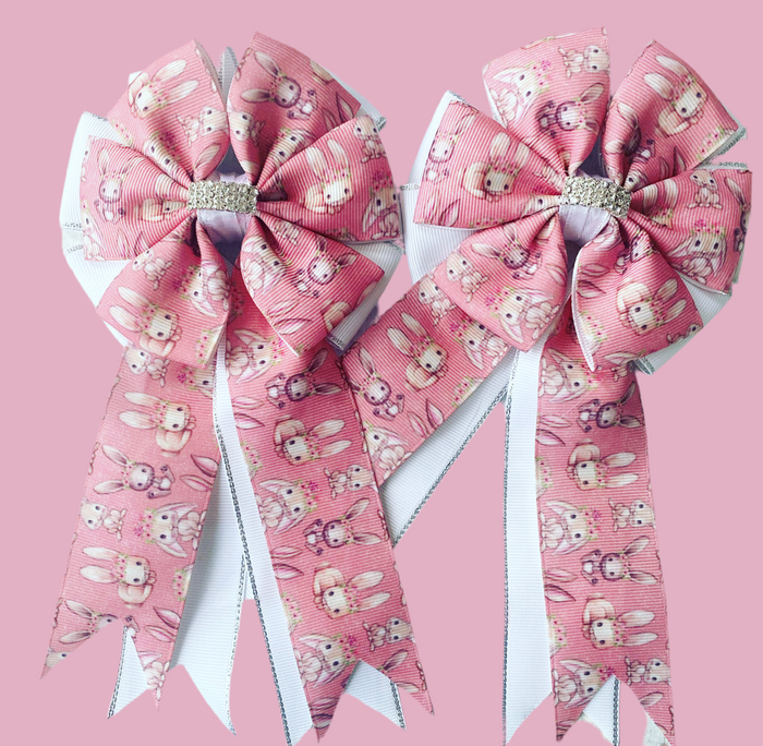 🤩 Show Bows: Bunnies Pink on White 💗