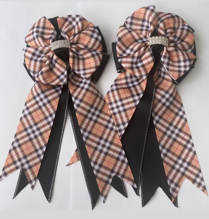 🤩 Show Bows: Burberry
