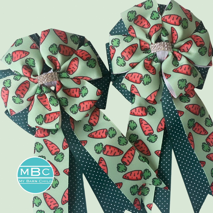 🤩 Show Bows: Carrots On Dark Green Swiss Dot 🥕