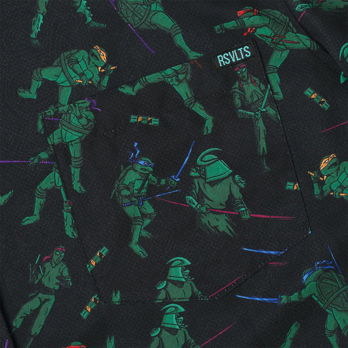RSVLTS Nickelodeon Short Sleeve Shirt Teenage Mutant Ninja Turtles "Showdown with The Shredder" – KUNUFLEX Short Sleeve Shirt Teenage Mutant Ninja Turtles "Showdown with The Shredder" – KUNUFLEX Short Sleeve Shirt