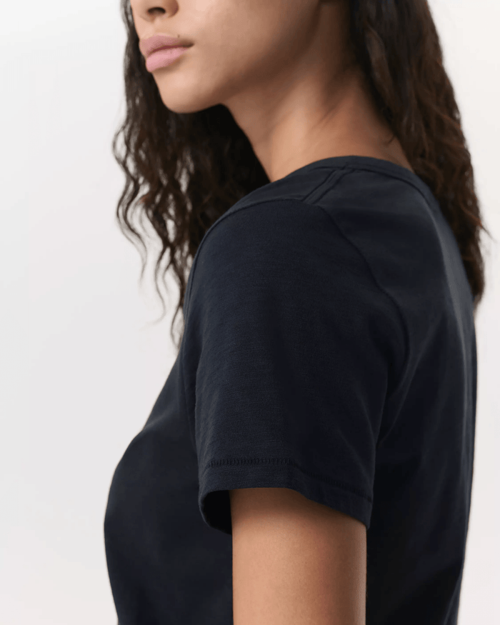 The Slub Vee in Black