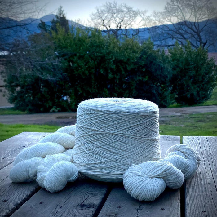 UNDYED -- Mistletoe Silver Fingering